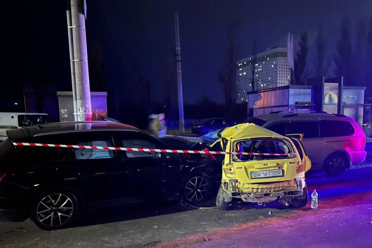 В моторошному ДТП в Одесі загинув поліцейський з Ізмаїлу: його дружина і дитина у важкому стані
